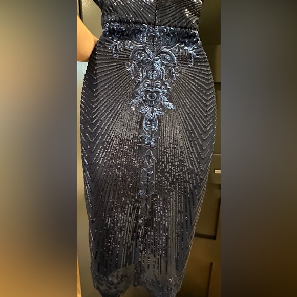 Gorgeous Blue & Black Sleeveless Tea Length Fitted Dress, UK 10; US 6 - Picture 4 of 5